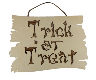 HALLOWEEN WOODEN HANGING SIGN 30X22.5CM