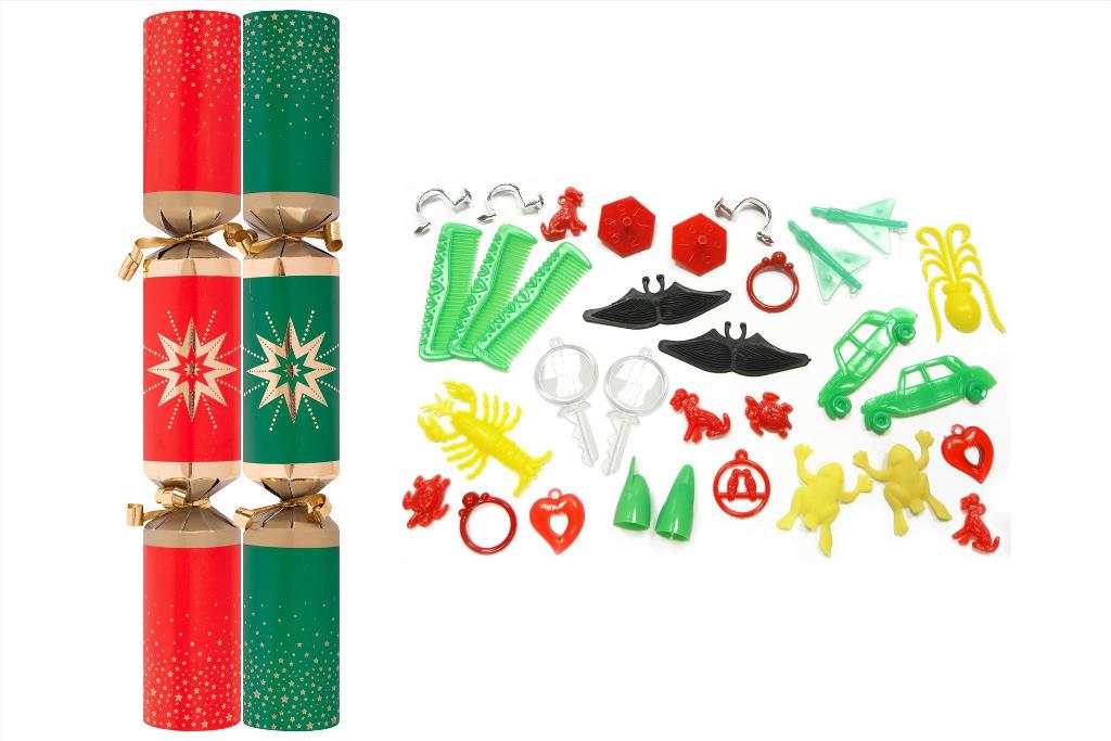 Christmas Crackers 11" x 50 Red And Green Star ( 38p Each ) - Click Image to Close