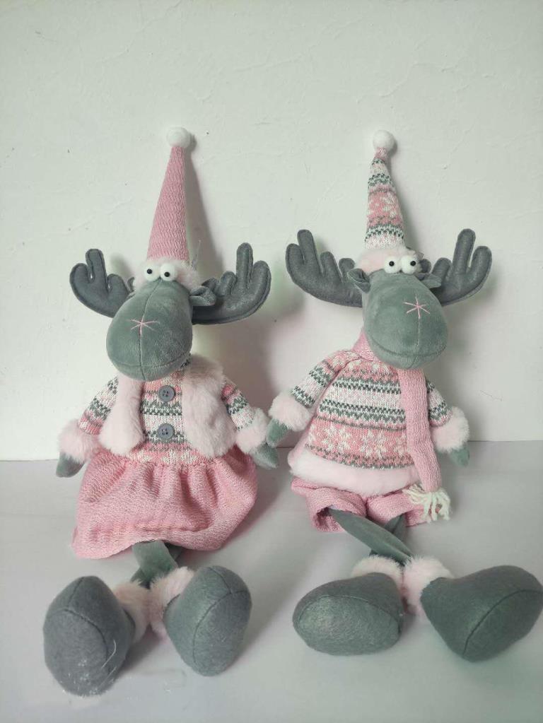 65cm Christmas Moose/Reindeer Sitting - Click Image to Close