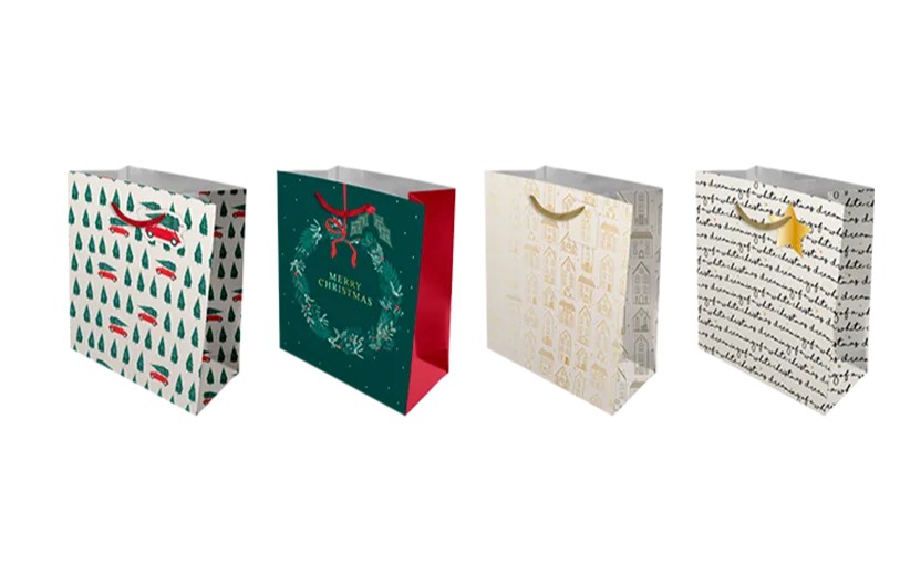 Christmas Traditional Luxury Medium Gift Bag - Click Image to Close