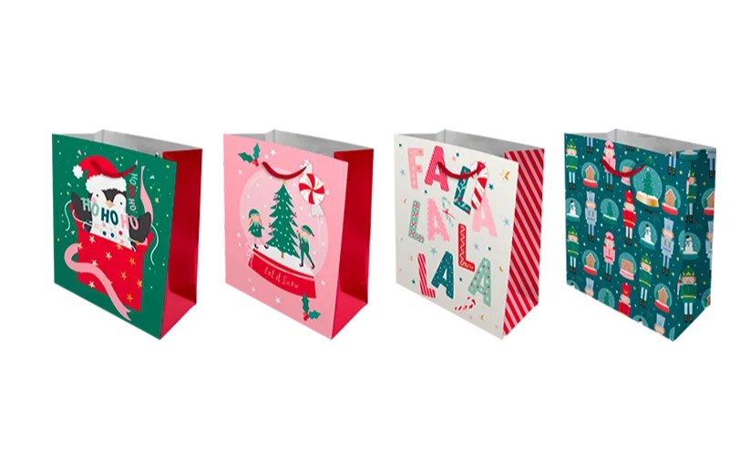 Christmas Cute Luxury Medium Gift Bag - Click Image to Close